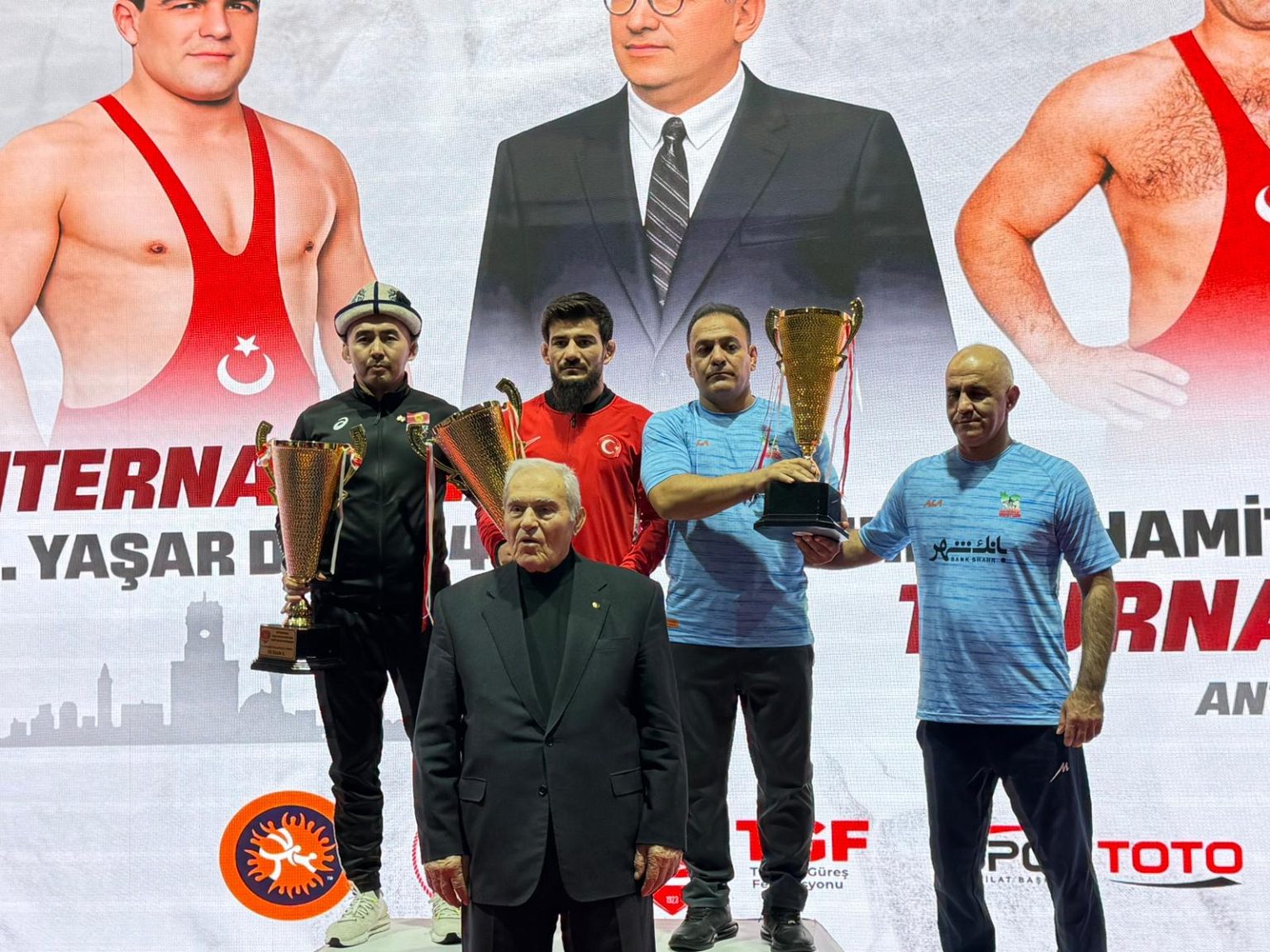 Minderde Zafer Türkiye'nin: Yaşar Doğu Turnuvası'nda Takım Halinde Şampiyon Olduk