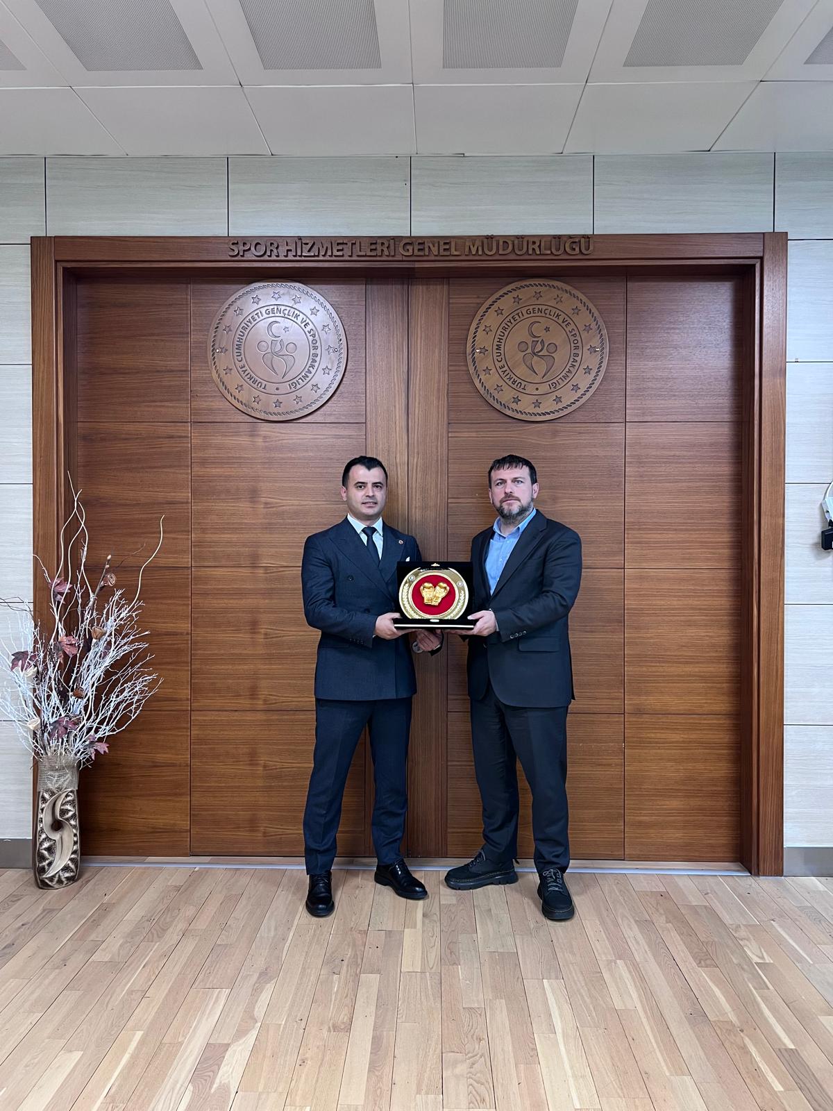 TÜRKİYE BOKS FEDERASYONU’NDAN AHMET CÖMERT SPOR SALONU İÇİN ÖNEMLİ GİRİŞİM