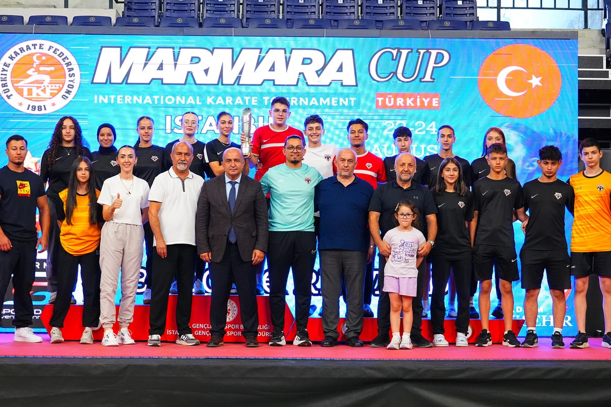 ULUSLARARASI MARMARA CUP KARATE ŞAMPİYONASI TAMAMLANDI